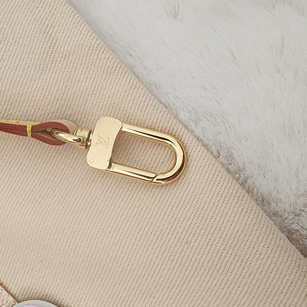 Auth BNIB LV X TM MC All In BB - Picture 7 of 11